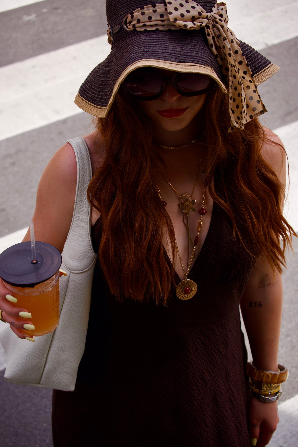 How to Use a Drink Cover at a Nightlife Event